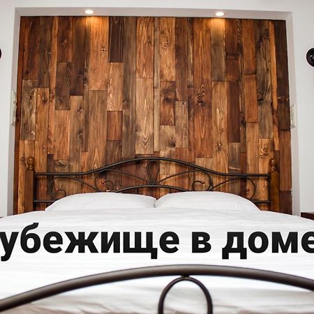 Apartment In The City Center In The House With Atlantes Одеса Екстер'єр фото